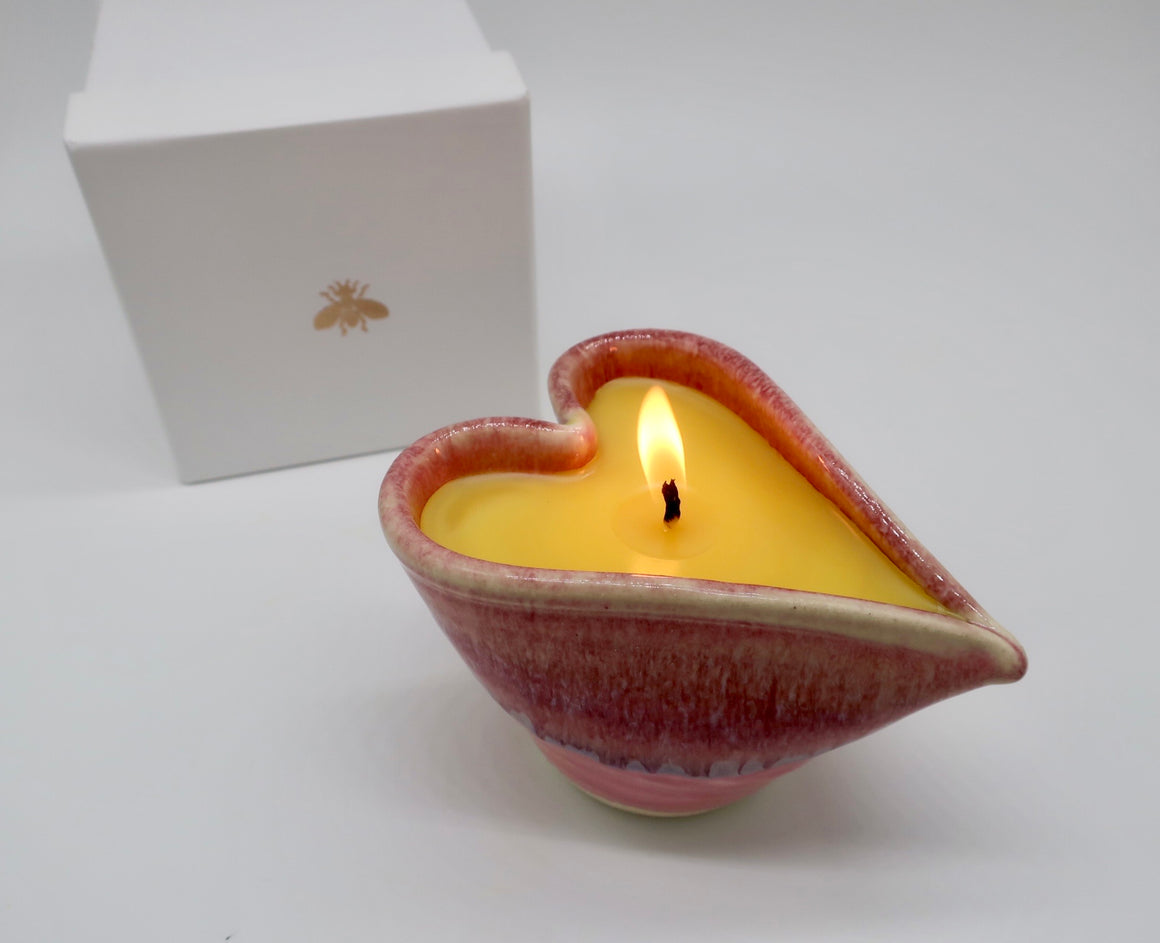 Blood Orange Massage Oil Pouring Candle in Pink Sunset Heart Shaped Pottery